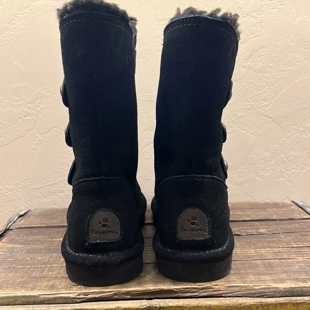 BearPaw Luna Black Short‎ Boots Women’s Size 9 - NEW